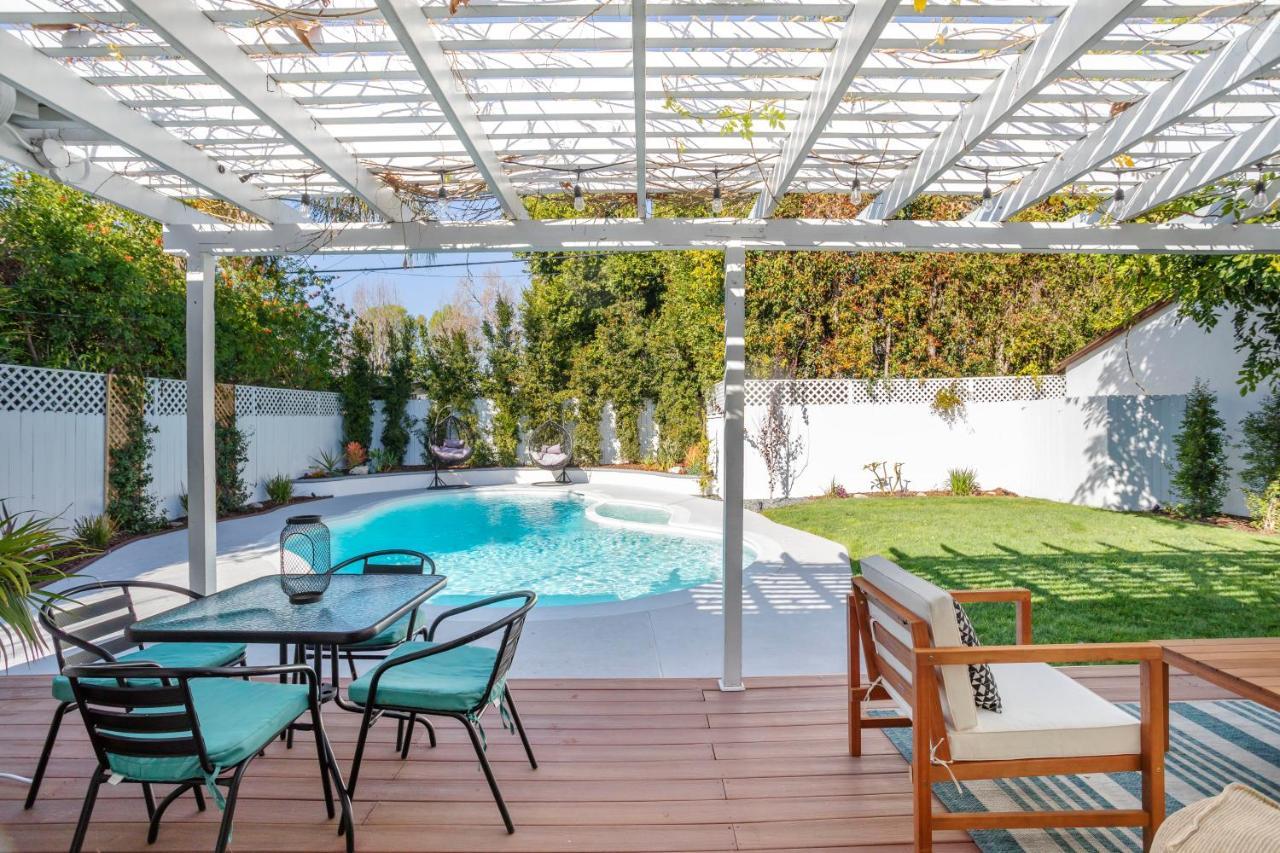 Enchanting Sherman Oaks Home With Pool Permit #Hsr Two One Zero Zero 2605 Los Angeles Exterior photo